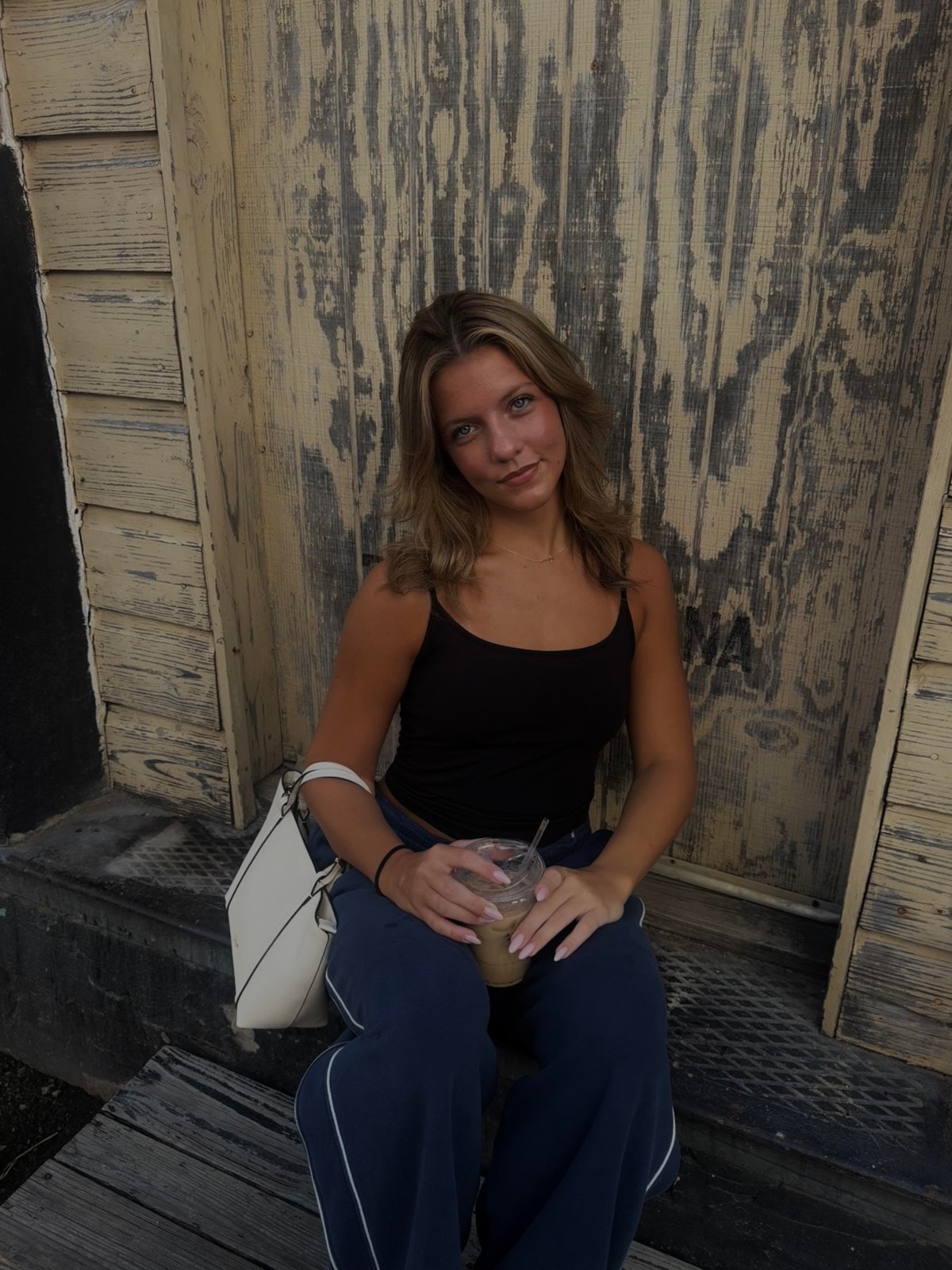 Cali Coffin headshot